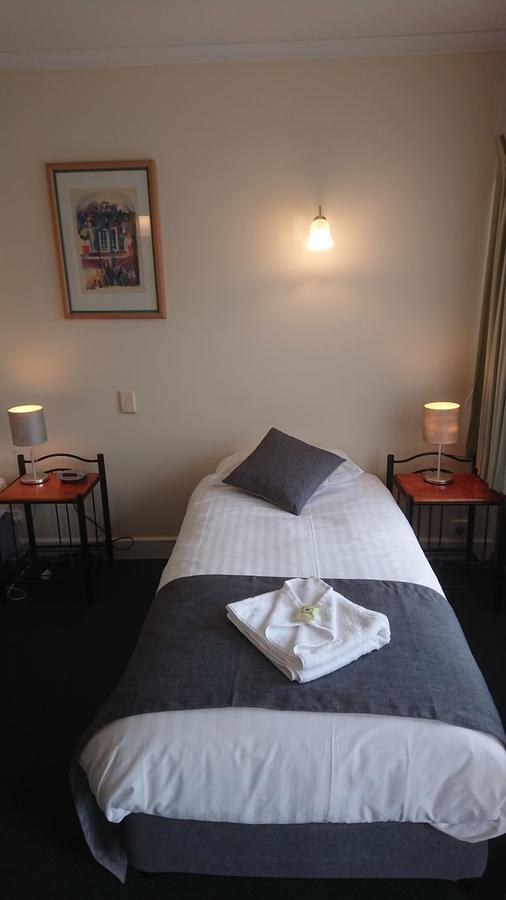 Mt Lyell Motor Inn Queenstown Dış mekan fotoğraf